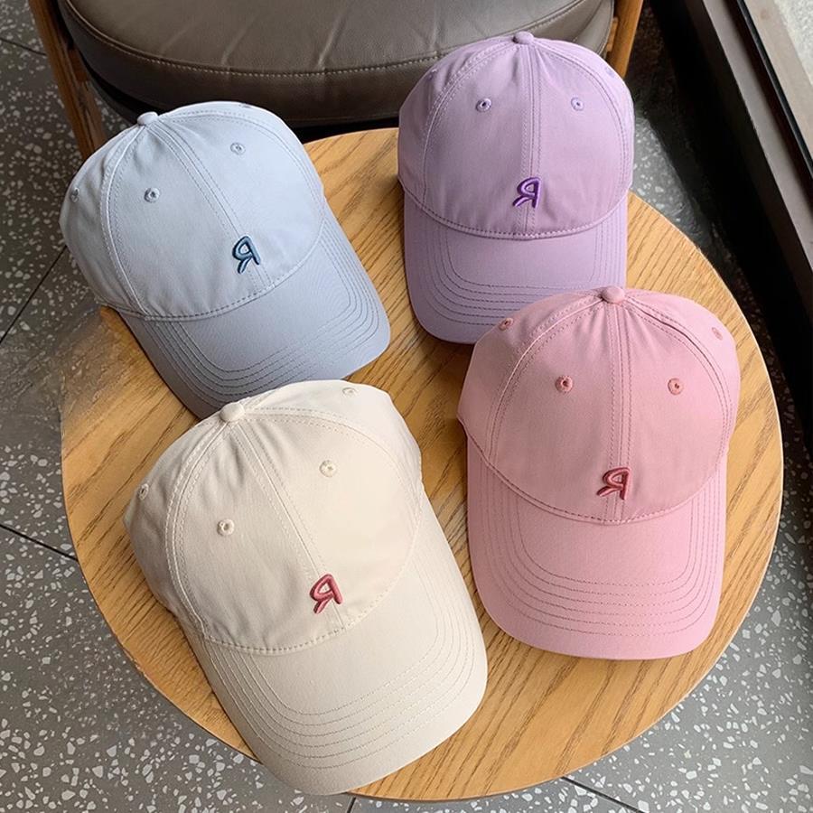 Wide Brim Design Face Showing Small Baseball Cap for Girls In Summer Thin Breathable Sun Hat with Large Brim Soft Top Baseball Cap for Men