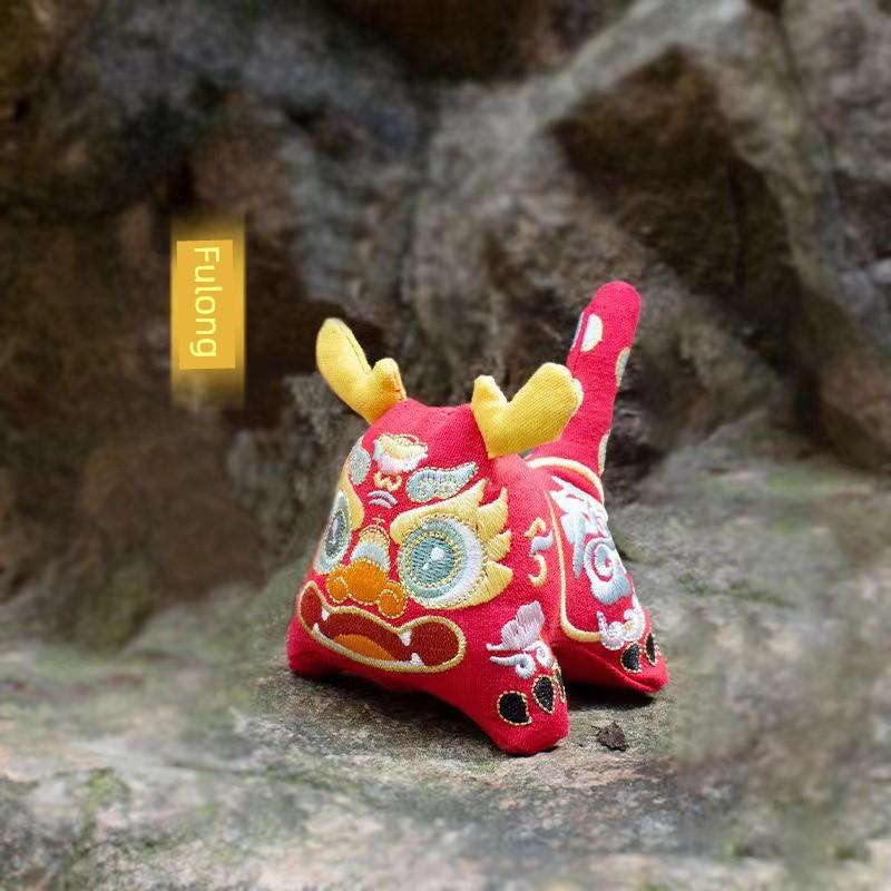Dragon Boat Festival Auspicious Dragon Finished Product Sachet Tiger Protective Talisman Perfume Bag Handmade Embroider Doll Pouch Car Sachet