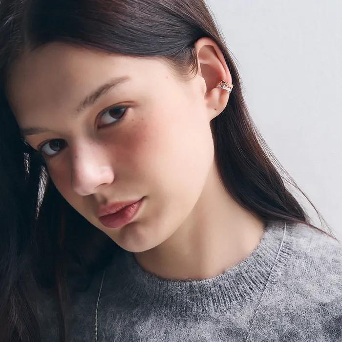 Point Bead Ear Cuff