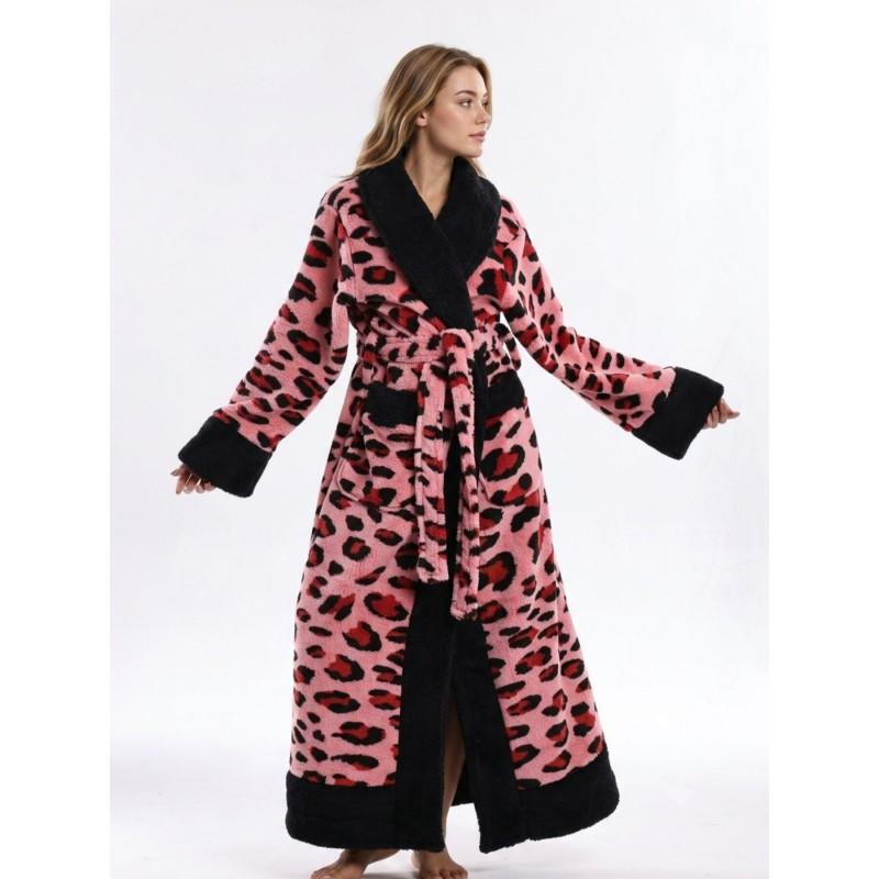 Winter Millennial Sweet Cool Contrast Trim