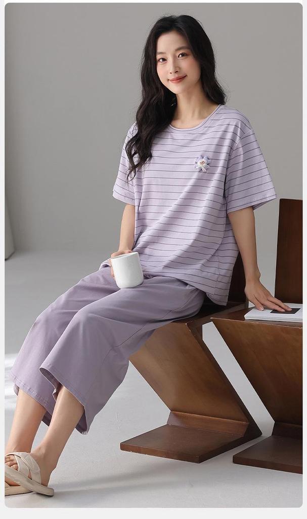 Women's Pure Cotton Pajama Set with Built-in Bra, Short Sleeve Top & 7/8 Pants - Sweet Summer Homewear.