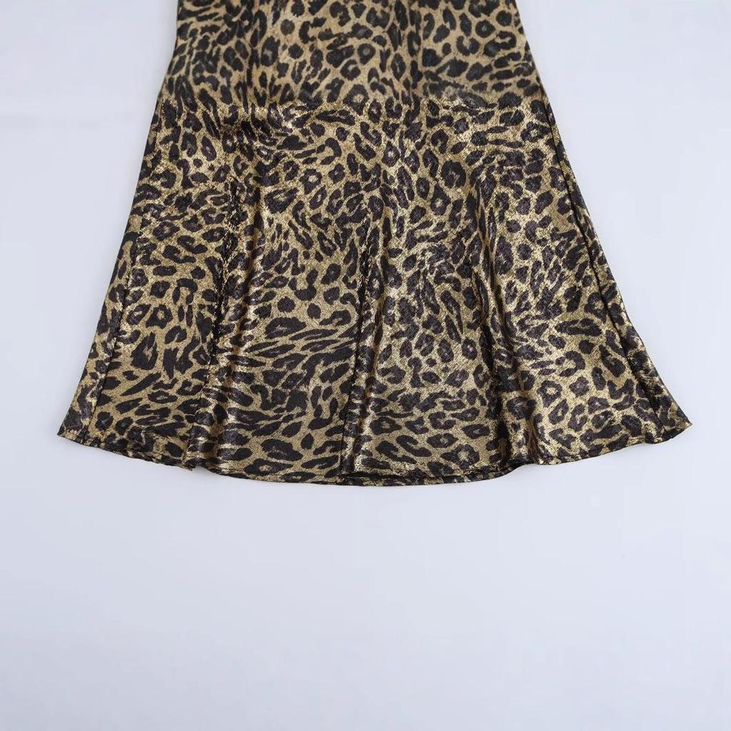 Spring 2025 Women's Slimming Textured Double-Layer Elastic Waist Skirt - European & American Fashion Style