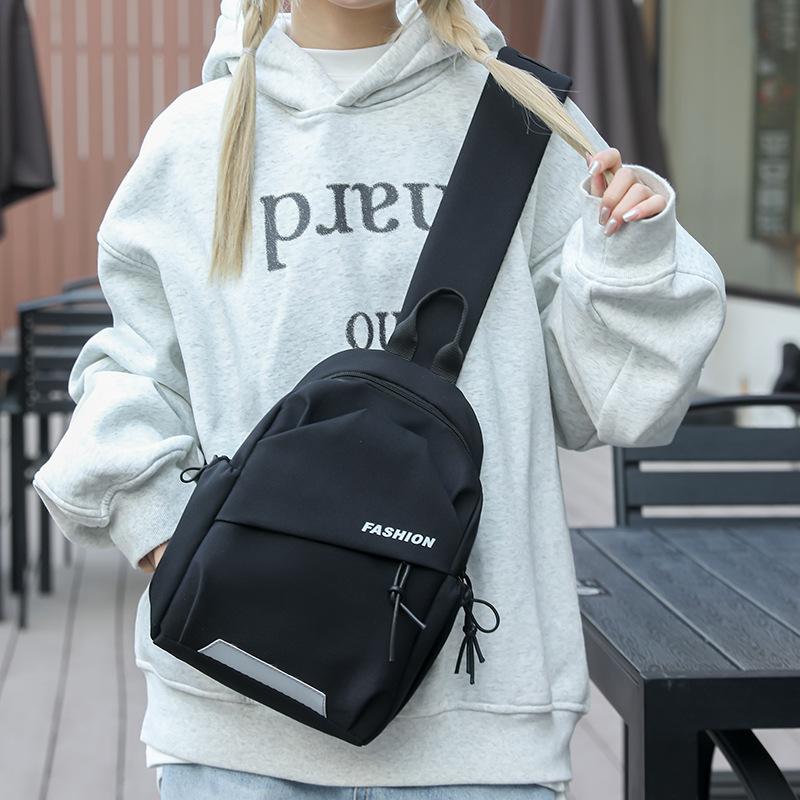 New Breast Bag Men's Casual Day Tide Brand Messenger Bag Versatile Shoulder Bag Student Fashion Sports Small Backpack Women