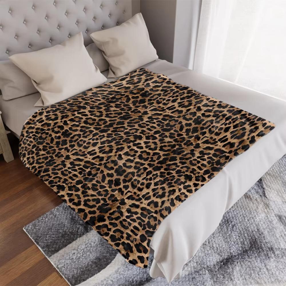 1pc Fashionable Leopard Themed Blanket, Classic Animal Print Pattern, Stylish Home Accent & Gift for Lovers, Statement Decor