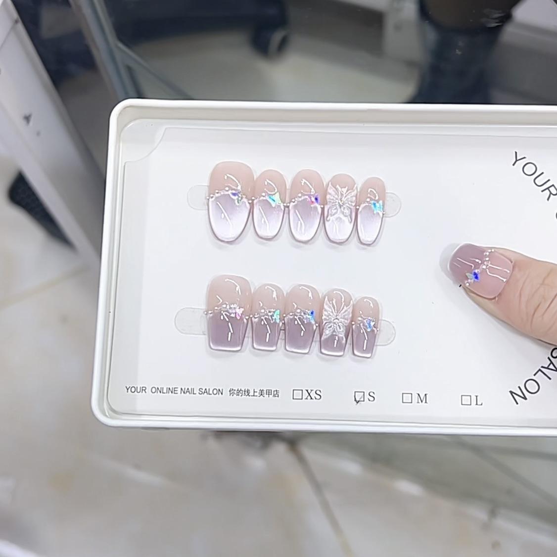 

Xianyou Dreamland Кошачий глаз Ручная роспись Бабочка Блестящая наклейка Готовый маникюрный патч Ручная броня large L