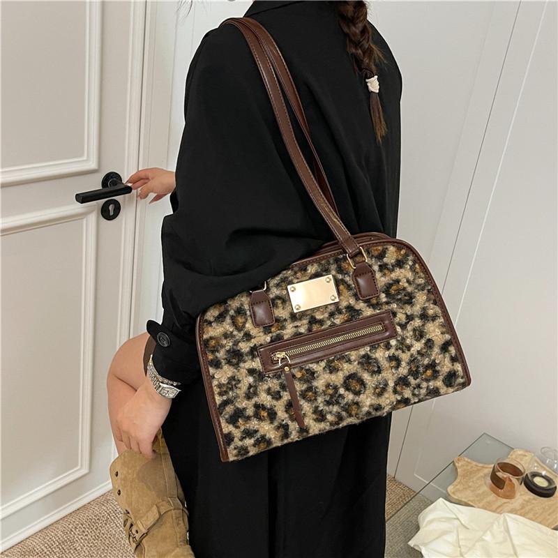 PU Leopard Large Capacity Casual Tote Autumn/winter Retro Versatile 2026 Women's Bags Commute Fashi Shoulder Bags