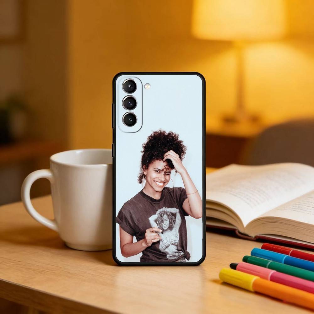

Z-Zazie-IE B-Beetz-TZ Actor Case for Samsung Galaxy S21 S25 FE S24 S23 Ultra S20 S9 S22 Plus S10 TPU Cover Samsung S20plus5G