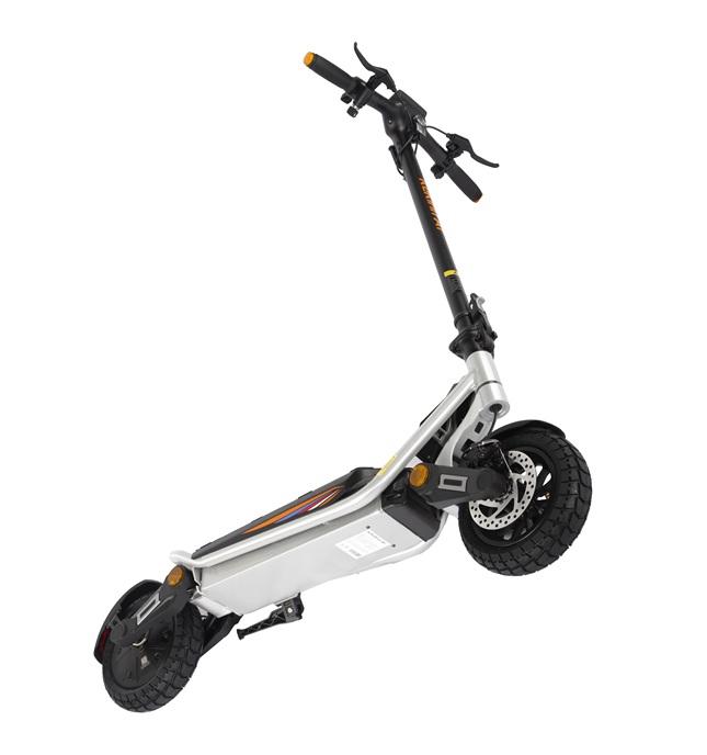 Elektrická koloběžka KuKirin A1 800W, 48V 13Ah baterie, dojezd 45 km, 10" bezdušové pneumatiky, dvojité kotoučové brzdy a odpružení