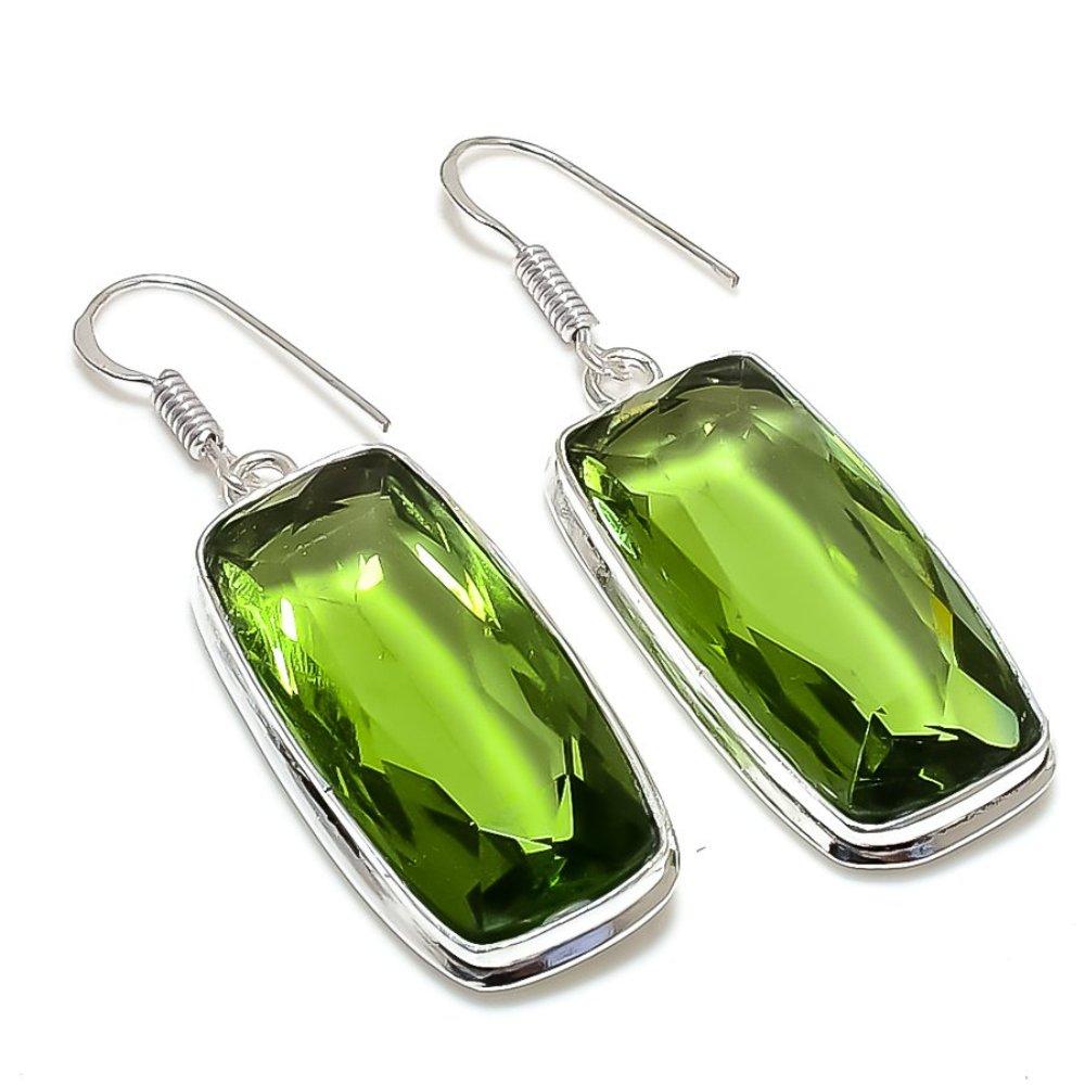 Peridot Ädelsten Handgjord 925 Sterlingsilver Smycke Örhänge 2.01" J4K43