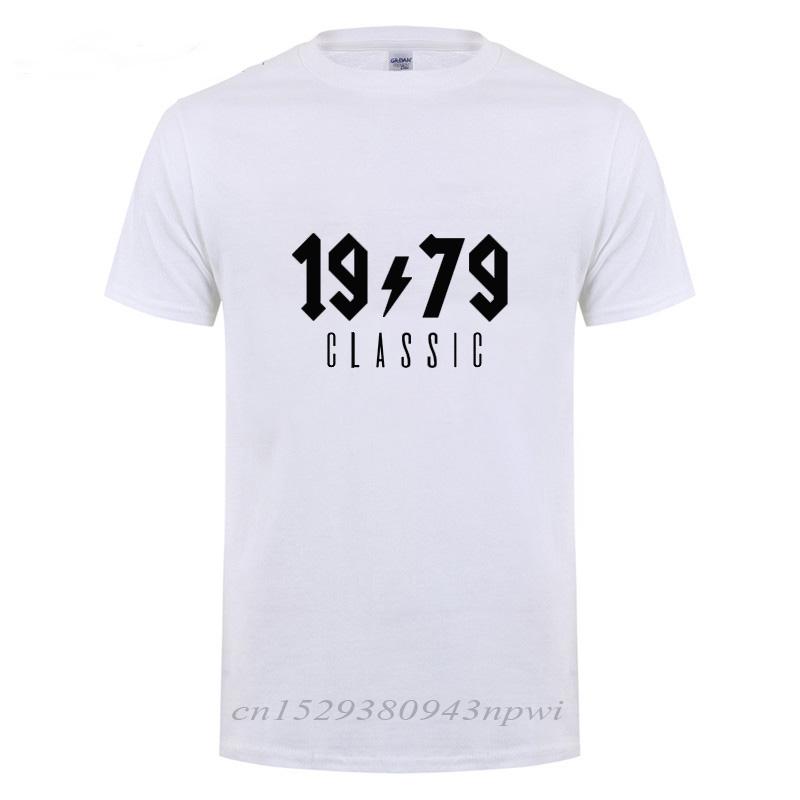 Geboren In 1979 T-shirt Vaderdag Cadeau Grappig 40 Jaar Verjaardagscadeau Voor Papa Echtgenoot Mannen Korte Mouw Ronde Hals Katoenen T-shirt