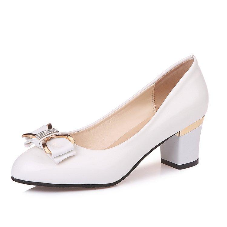 

Модные женские туфли-лодочки Весенние туфли на толстом каблуке Замшевая обувь с металлической отделкой Хрустальные милые женские Классическая мода Женская осенняя обувь 35-43 35 белый