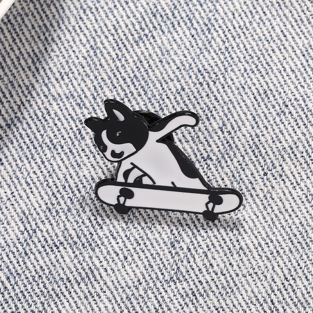 Funny Skateboarding Dog Enamel Brooches Black Puppy Pins For Pet Lovers Backpack Bag Hat Jewlery Gift