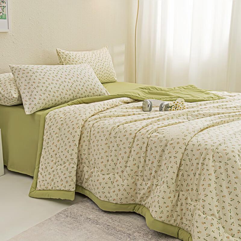 

Belle Anna Soy Fiber Summer Quilt