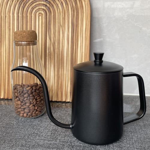 SOVIFKI Drip Pot, 580ml, Stovetop Coffee Pot, Camping Pot, Stainless Steel, Outdoor Drip Kettle, Small, Narrow Mouth, Internal Graduations, Black