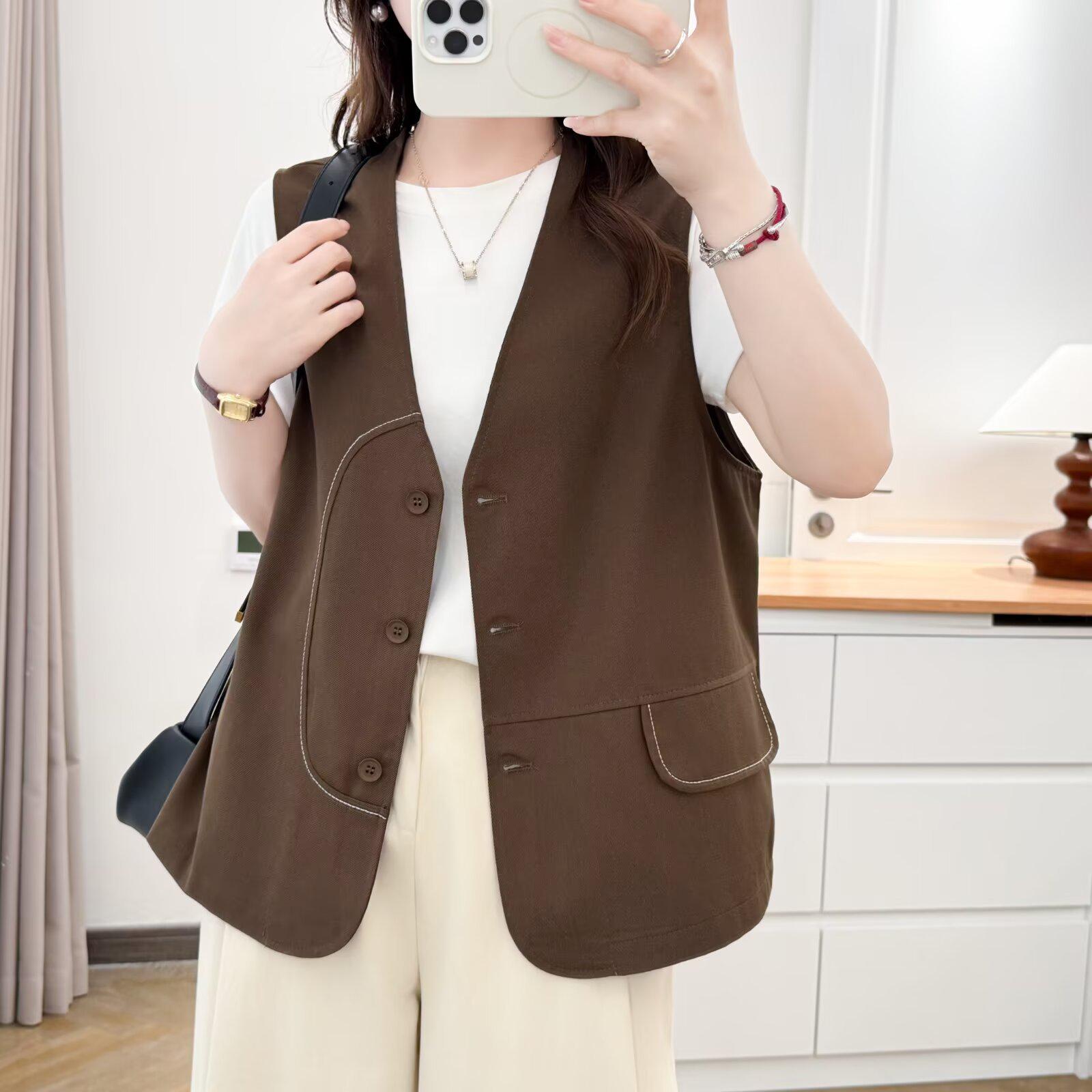 

Plus Size Layered V-Neck Vest for Chubby Girls – Asymmetrical Spring Fashion 2026 with Shoulder Pads XXXL кофейный