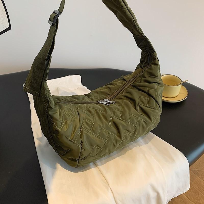 

Niche Bag Women S Commuter Large-Capacity Messenger Bag Autumn And Winter Rhombus Versatile Student Shoulder Bag зелёный