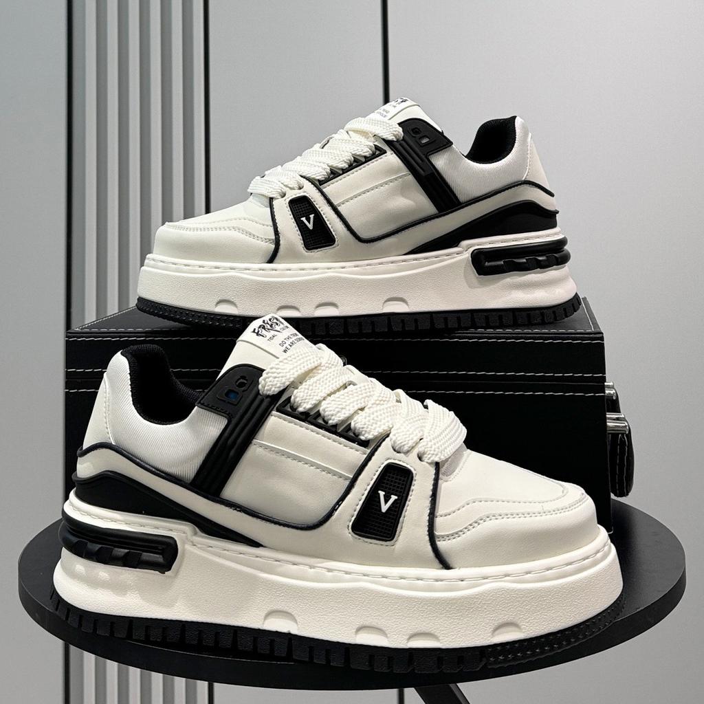 Scarpe casual autunnali originali nuove di nicchia, scarpe da ginnastica bianche per giovani