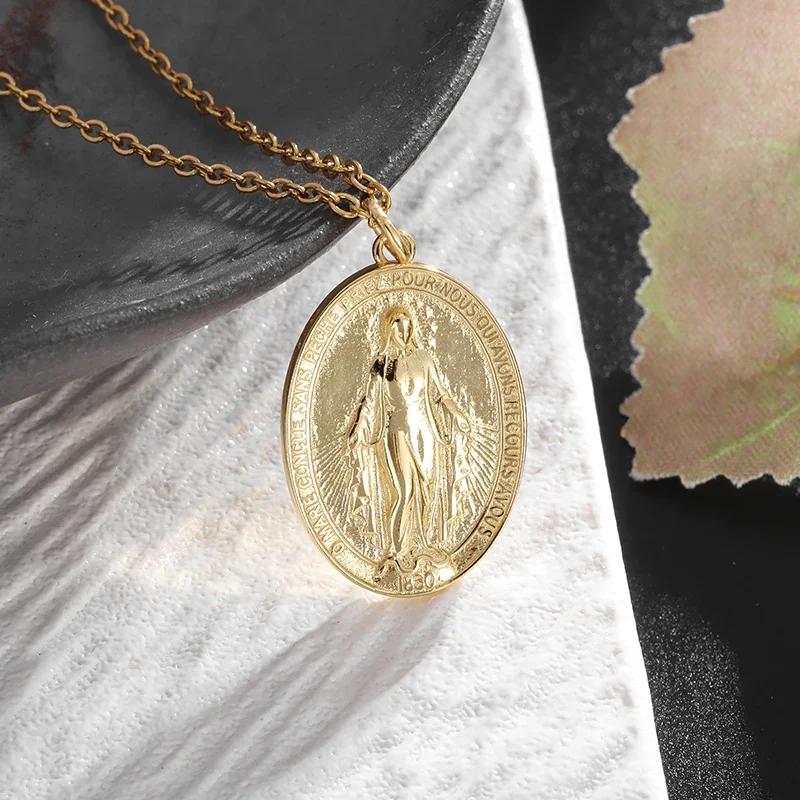 Exquisite Zircon Catholic Virgin Mary of Guadalupe Medal Necklace Women's Fashion Good Luck Amulet Jewelry
