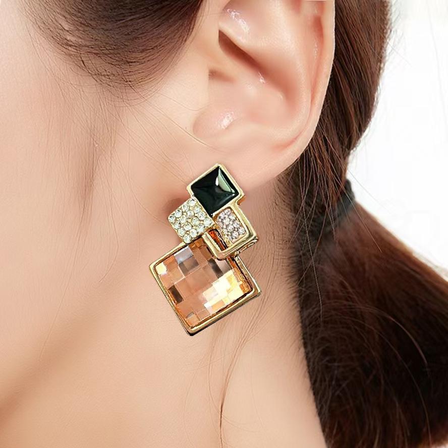Collarbone Chain Accessories Gifts Fashion Creative Decoration Korean Minimalist Square Diamond Inlaid Necklace Earrings Set