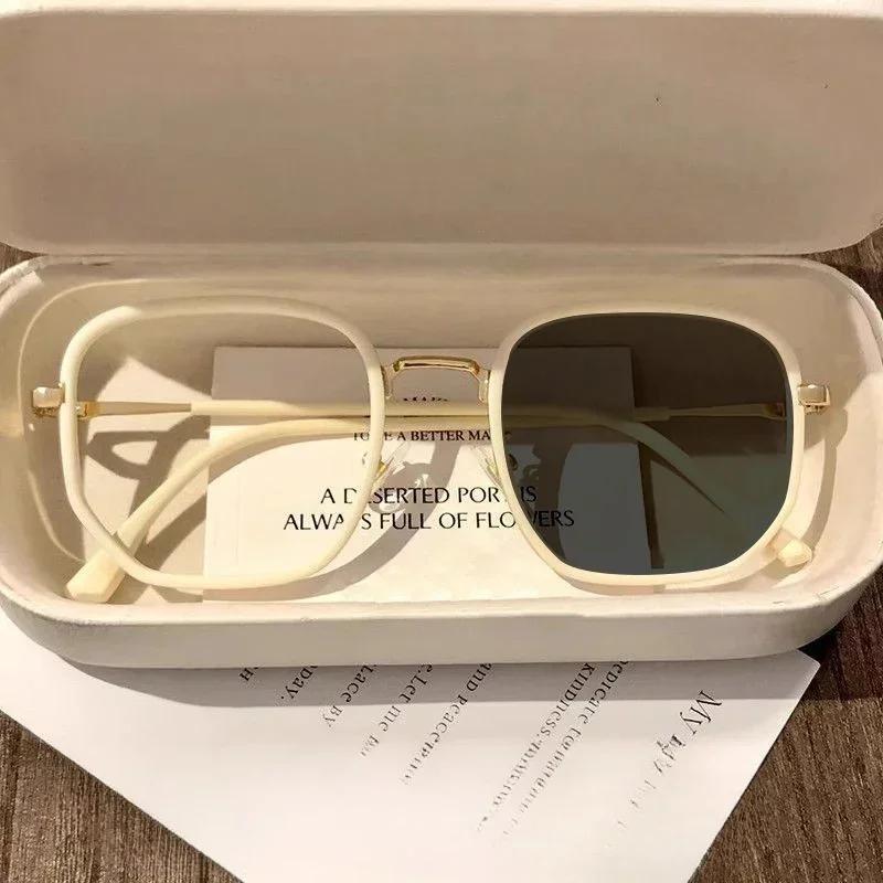 Fotokromiske Myopi Briller 0~ -400 Automatiske UV-beskyttelse Ett par briller med flere bruksområder Intelligente dag- og nattstiler