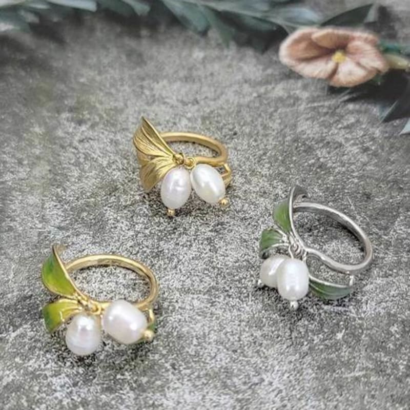 Ollia Baby Pearl Freshwater Pearl Leaf Free Size Ring