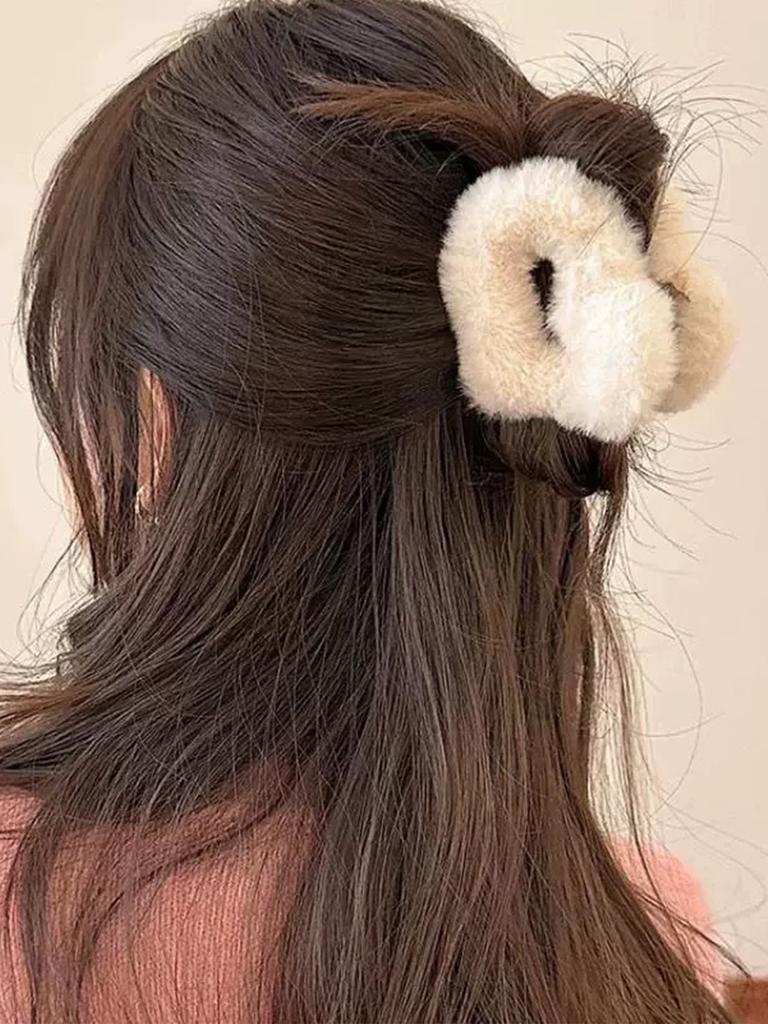 3 Buc. Clips de păr tip gheară pufos de pluș în formă de inimă, Clipuri de păr drăguțe pentru femei, Agrafe de păr pufoase, Clipuri de păr cu fălci pentru fete