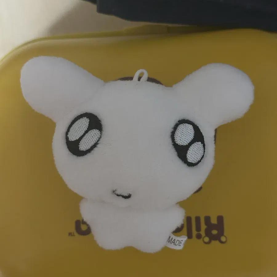 

Boynext Door Boneck также является куклой Мён Чжэ Хёна, Ён Мунгом