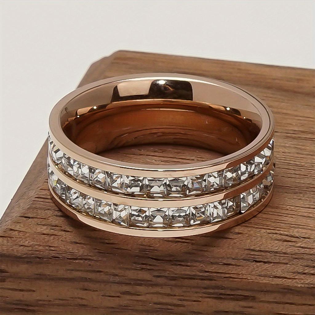 1pc Stainless Steel Women's Ring 8mm Wide Band with Small Square Rhinestones - Modern Elegant Design for Casual Attire & Special Occasions, Versa