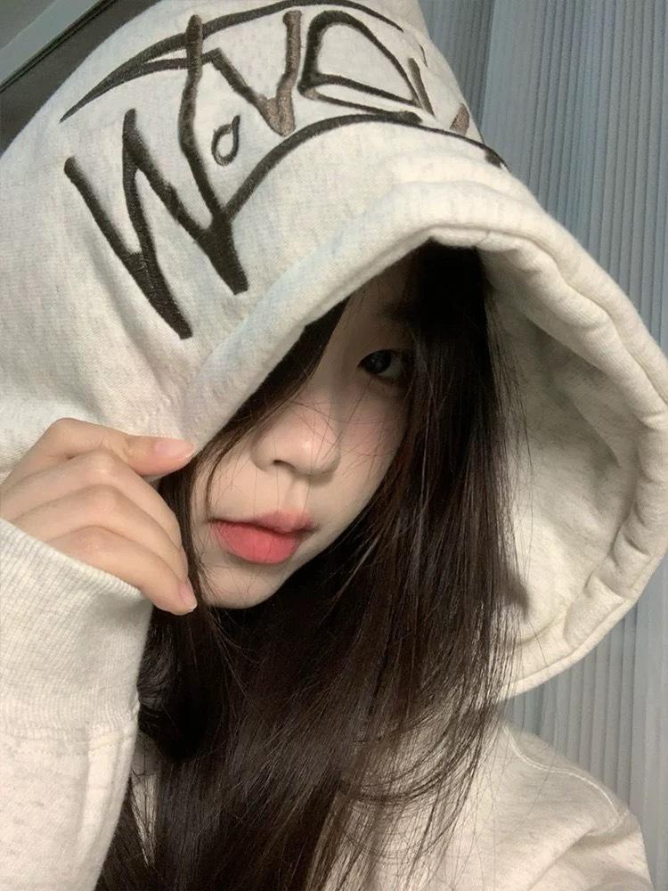 Sudaderas de Terciopelo Bordado Pesado para Mujer - Gruesas, Moda Urbana para Primavera, Otoño e Invierno. Ajuste Holgado para Parejas.