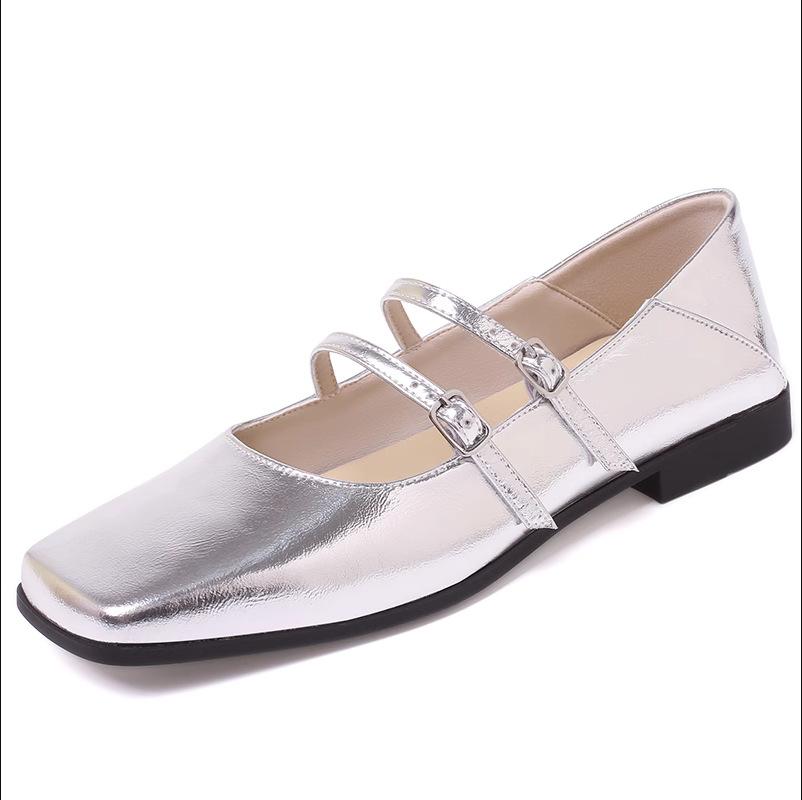

Французский вечерний ветер серебряные одинарные туфли женские на плоской подошве весна 2025 новый темперамент фея пригородный квадратная голова неглубокий рот Мэри Джейн 39 серебряный