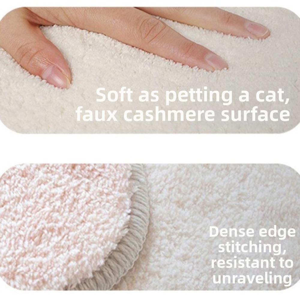 Non-Slip Home Decor Carpet Anti-fouling Dog-Shaped Floor Mat Cartoon Carpet for Bathroom Entrance