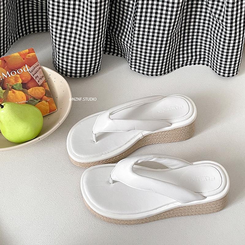 Premium Sense White Non-slip Heightened Thick Bottom Slope Flip-flops Women's Summer Outer Wear 2025 New with Skirt Cool Slippers