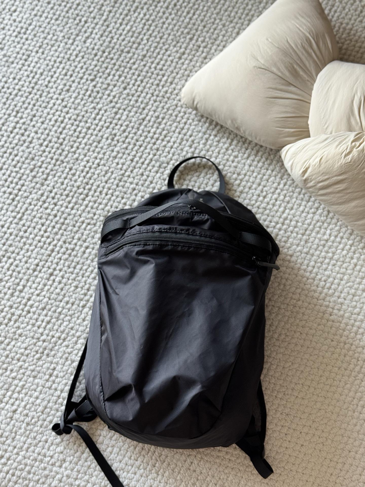 

15L Large-Capacity Outdoor Sports Backpack Leisure Travel Mountaineering Backpack Small Batch Processing 25*20*40