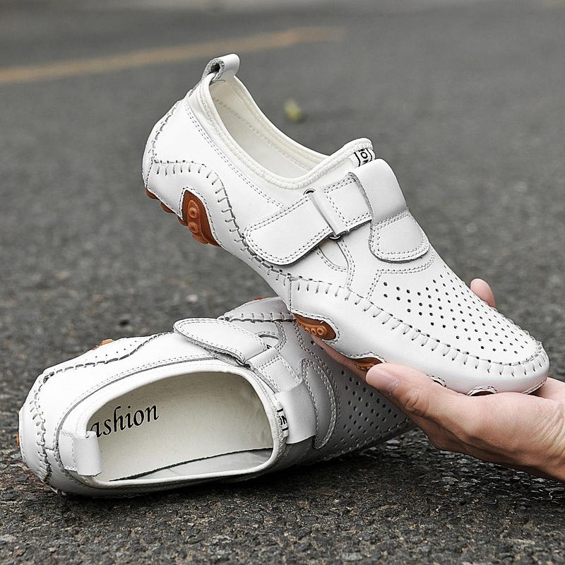Fashion Summer New Breathable Punching Leather Shoes Men Designer Loafers Quality Non-slip Outdoor Sneakers Adult Men Driving Men Shoes