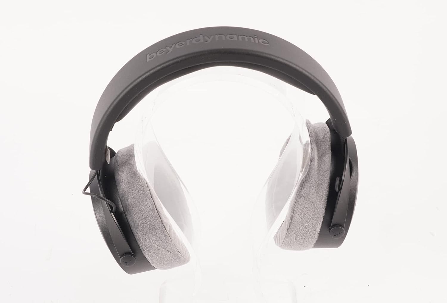 

Beyerdynamic DT 900 PRO X Студійні навушники Open Back із драйвером Stellar.45 для мікшування та мастерингу