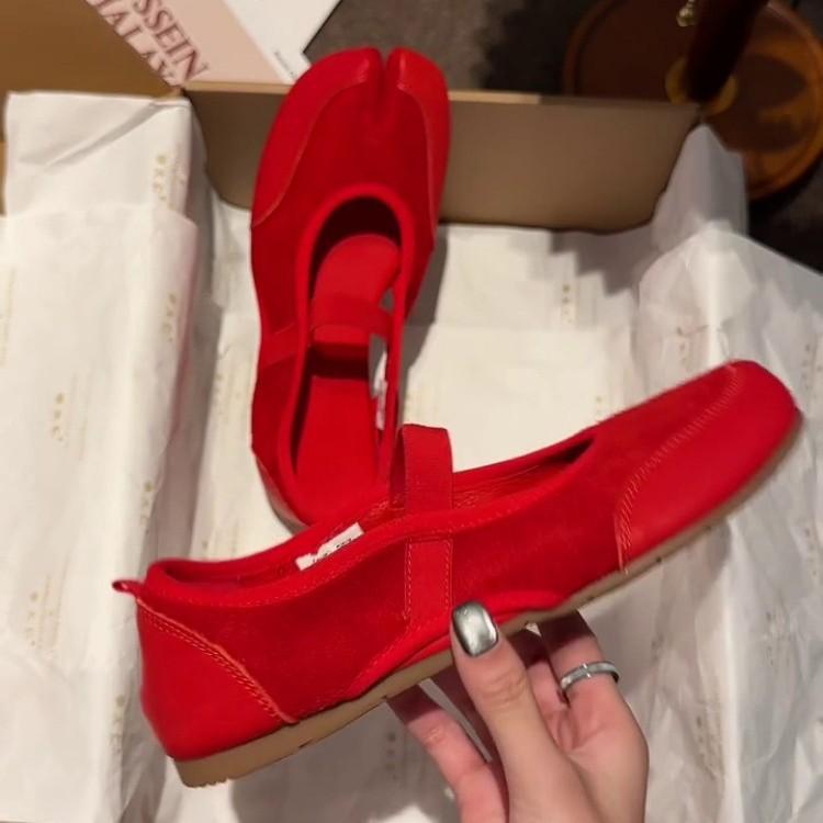 Sheepskin version~ Korean version of niche leather one-word with split-toe single shoes women's retro color matching suede breathable Mary Jane shoes