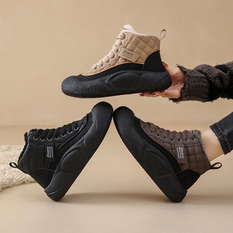 Winter New Women's High-top Cotton Shoes Fashionable Outdoor Velvet Casual Shoes Trendy Warm Women's Shoes