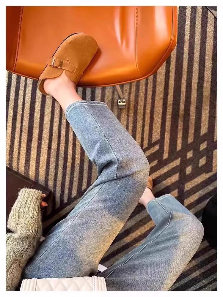 Women's Plus Size Slimming Straight Leg Cigarette Jeans - Petite Fit, Nine-Point Length