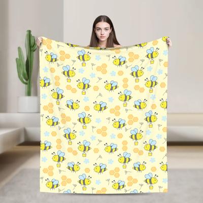 Bee In Honeycomb and Flowers Blanket  Soft Warm Pattern Plush Throw Blanket For Living Room Travel Flannel Bedspread Bed Cover