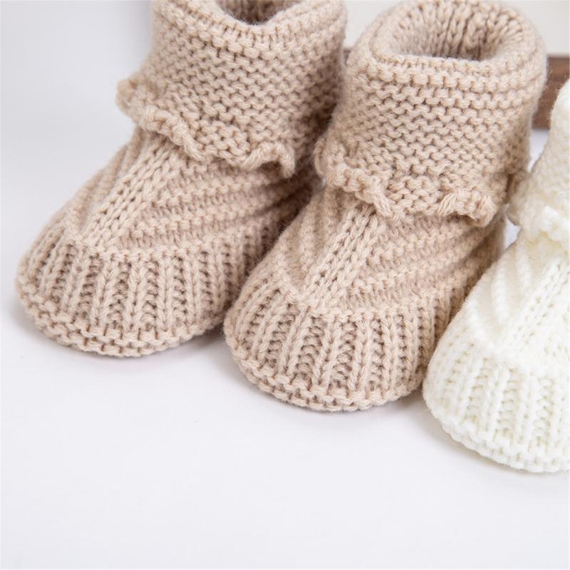 Handmade Baby Booties Warm Knit First Walkers Shoes Elegant Knit Baby Booties Easy Carry Shoes for Toddlers & Infants