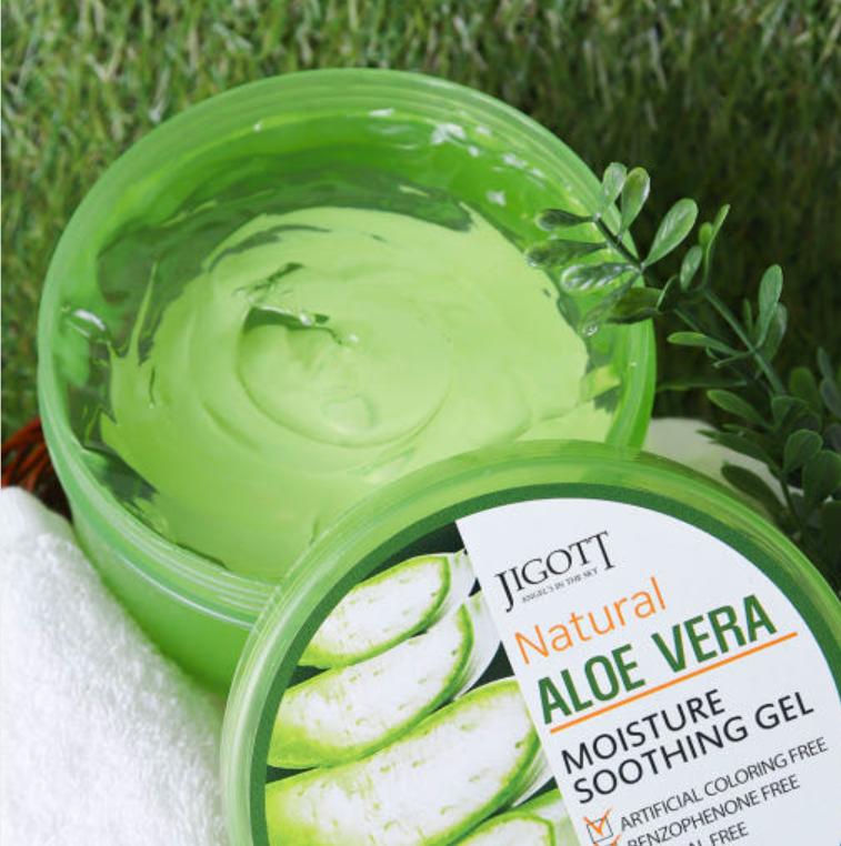 Jigott Natural Aloe Vera Moisture Soothing Gel 300ml | Cooling & Hydrating Gel