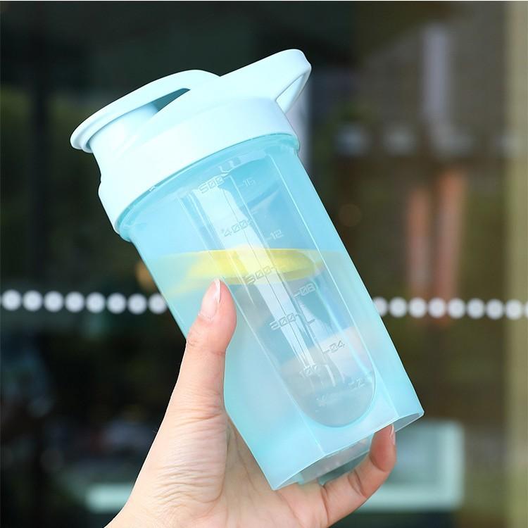 Shake Cup Sports Fitness Water Bottle Milkshake Cup Sports Plastic Water Cup Creative Plastic Drinking Cup Protein Powder Cup