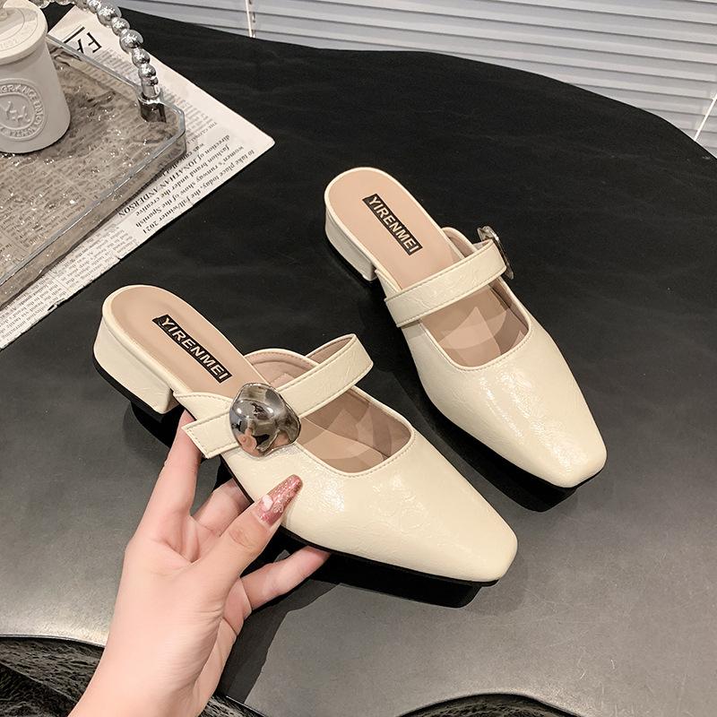 Außenhandel süßer dicker Absatz Baotou halber Slipper 2025 Sommer neue Mode coole Hausschuhe Nischendesign hohes Temperament hohe Absätze