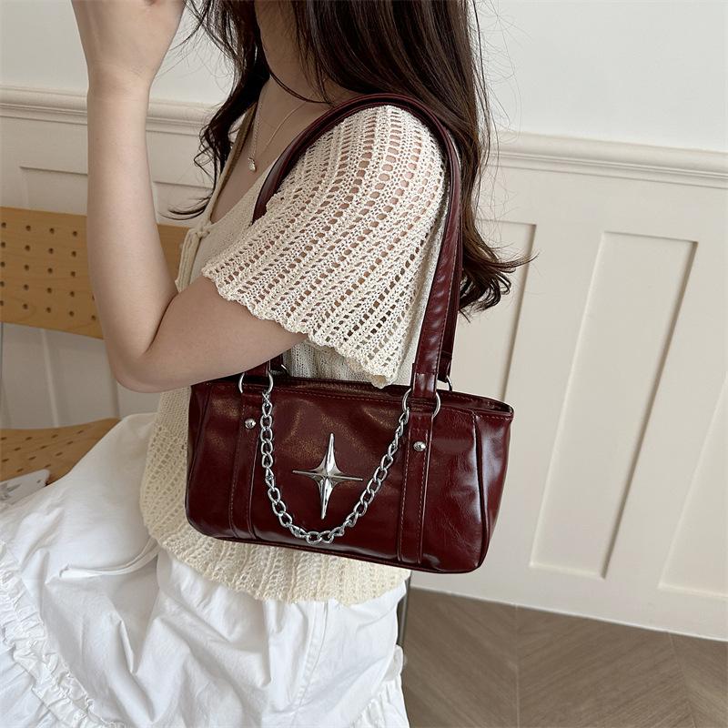 Large Capacity Simple Solid Color Chain Decor Cross Style Single Shoulder Baguette Underarm Handbag