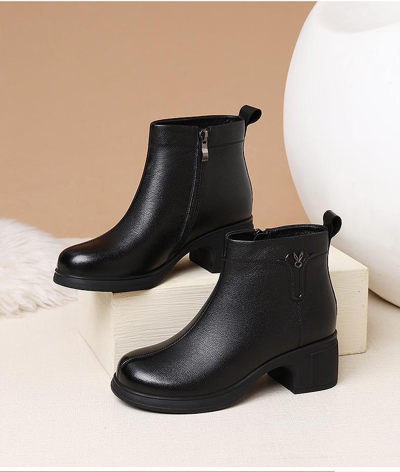 Red Dragonfly Women's Winter Leather Boots - Warm, Thick Sole, High-Top, Plus Velvet for Middle-Aged and Elderly