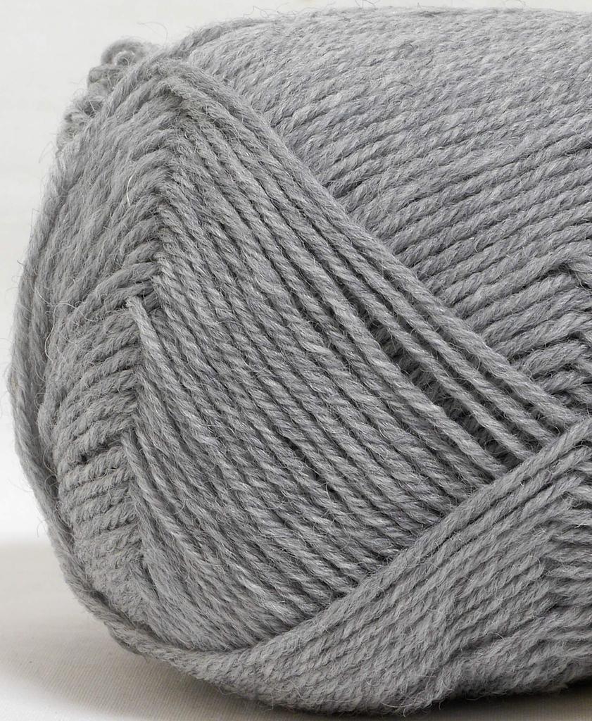 Hamanaka Pure Wool Pack of 0012 Medium-Fine Yarn, Col. 27, Gray, 40g, Approx. 160m, 5,