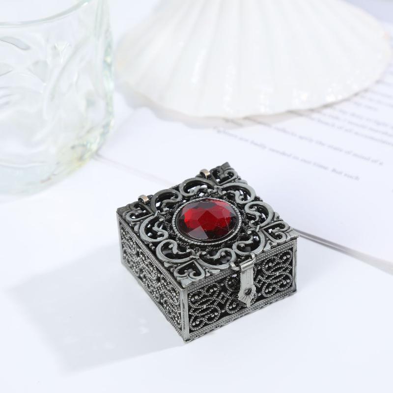 Exquisite Small Jewelry Box Elegant Silver Jewelry Case Jewelry Storage Box