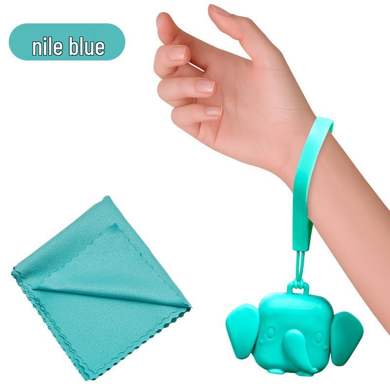 Quick-Dry Silicone Wristband Towel: Portable, Absorbent, and Ideal for Sports, Travel, or Outdoor Use.