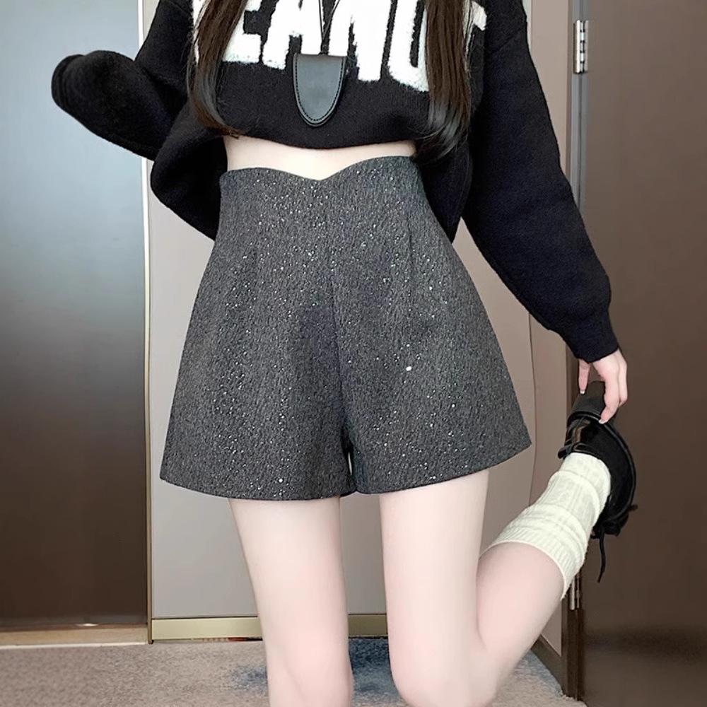 Women's Winter 2024 Black Woolen High-Waisted Wide-Leg Bootcut Shorts
