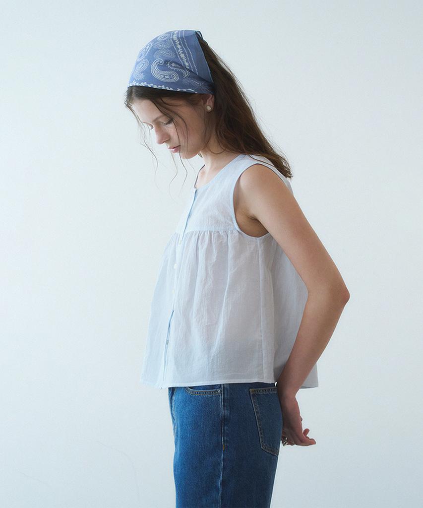 Hauseuobeupondeu Venice Shirring Sleeveless Blouse (Sky Blue)